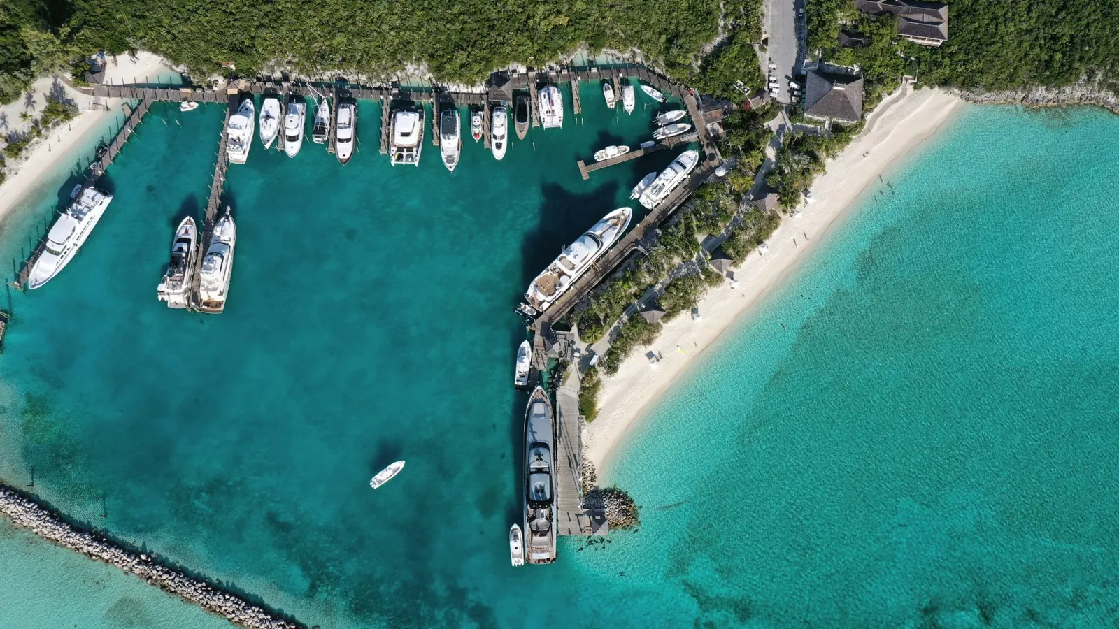 Highbourne Cay Marina, Highbourne Cay, Bahamas