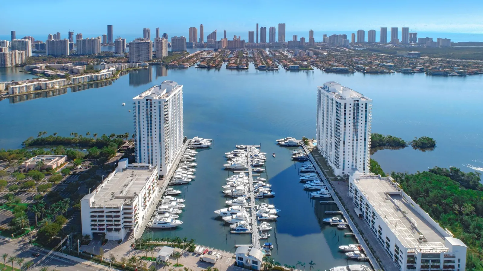 Marina Palms Yacht Club, North Miami Beach, United States