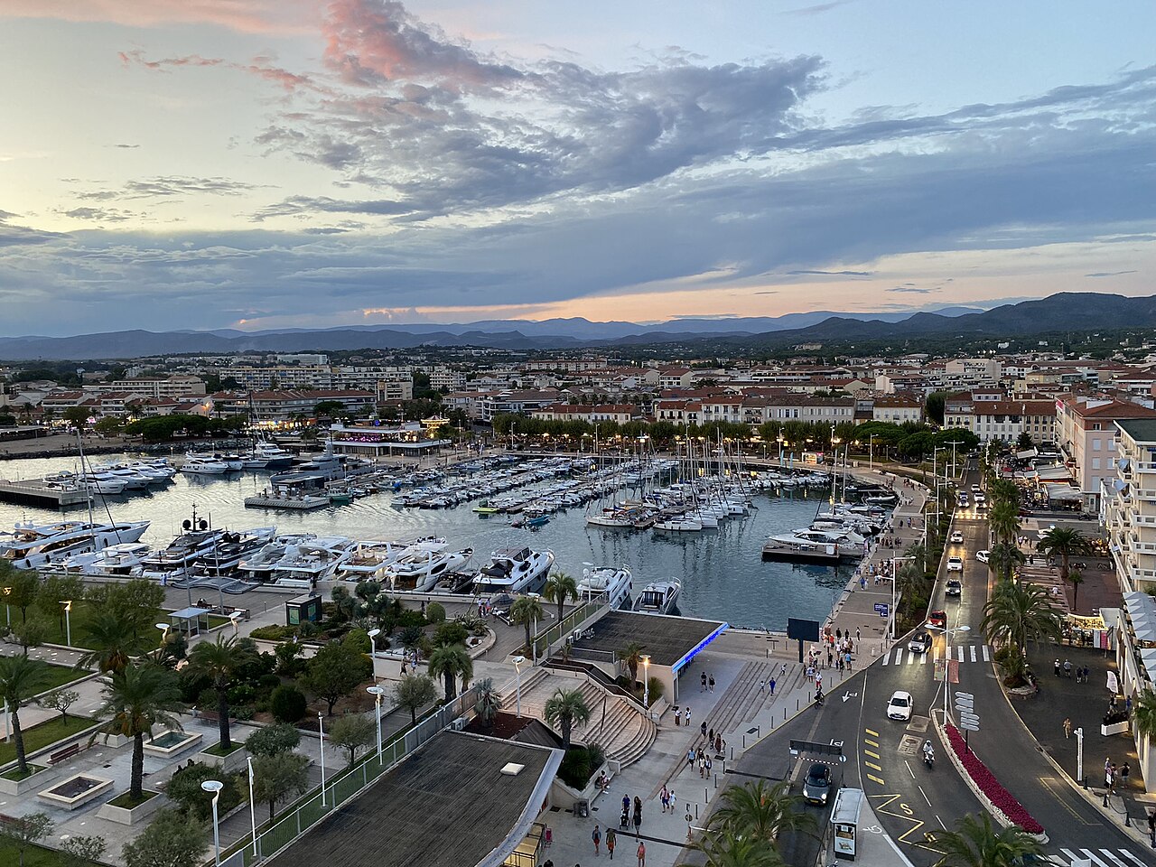 Vieux-Port de Saint-Raphaël, Saint-Raphaël, France